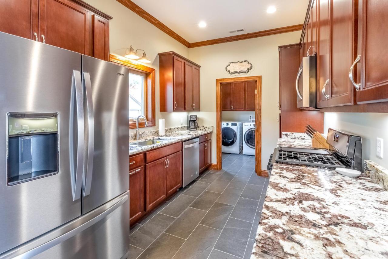 Altitude With Gratitude Apartamento Whittier Exterior foto