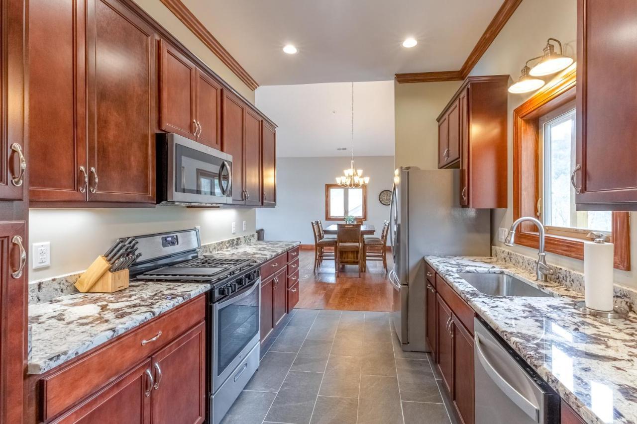 Altitude With Gratitude Apartamento Whittier Exterior foto