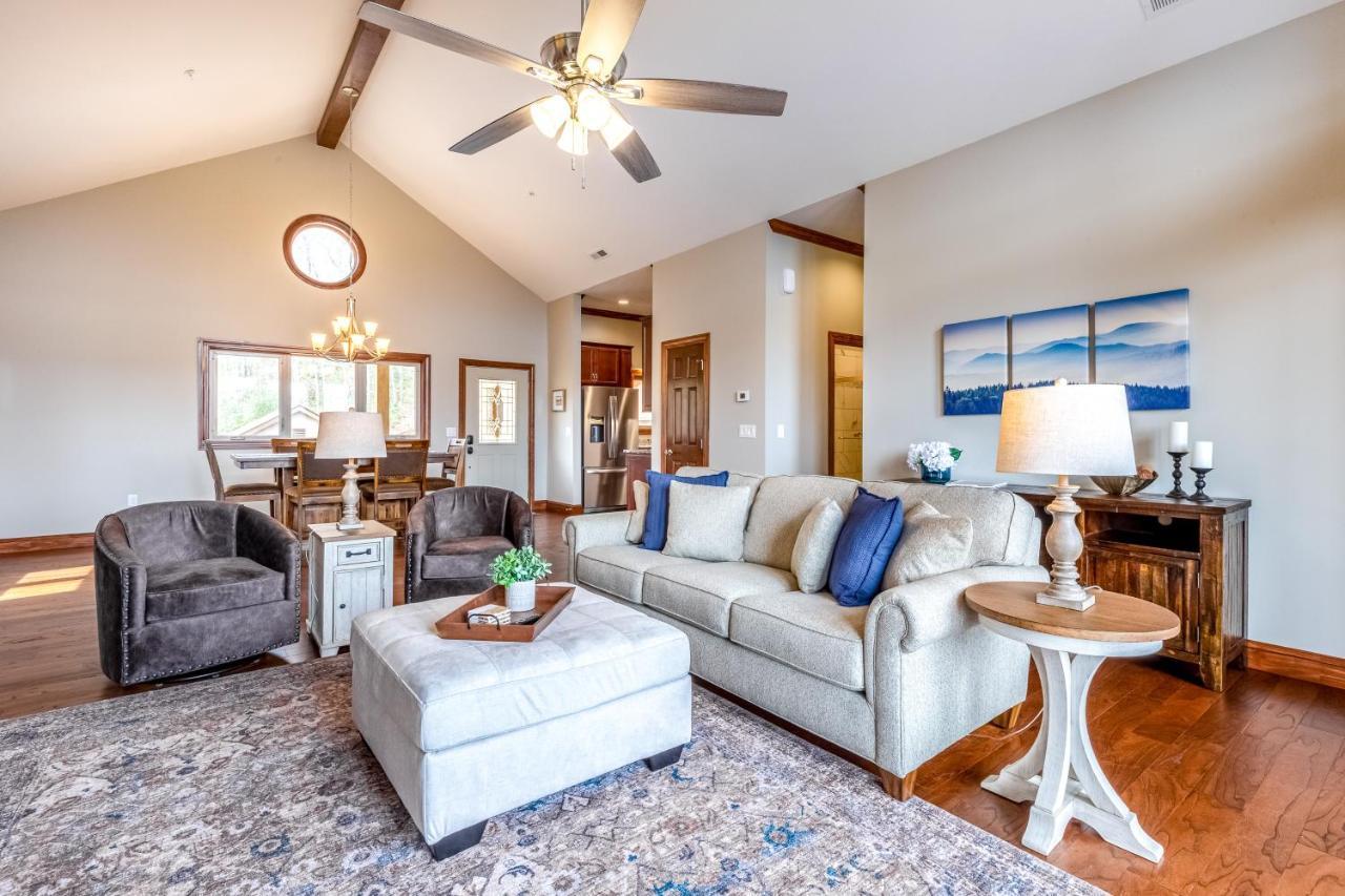 Altitude With Gratitude Apartamento Whittier Exterior foto